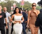 Kim și Khloe Kardashian la nunta fiului celui mai bogat om din India. Foto: Profimedia 0889409129 jpg