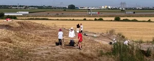 Resturile unor locuințe din epoca timpurie a bronzului, descoperite de arheologi în apropierea Capitalei (© Muzeul Municipiului București)