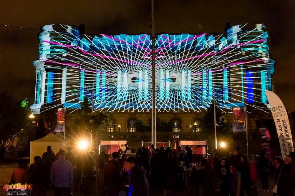 spotlight festivalul luminii