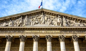 franta-parlament-shutterstock_1768912073