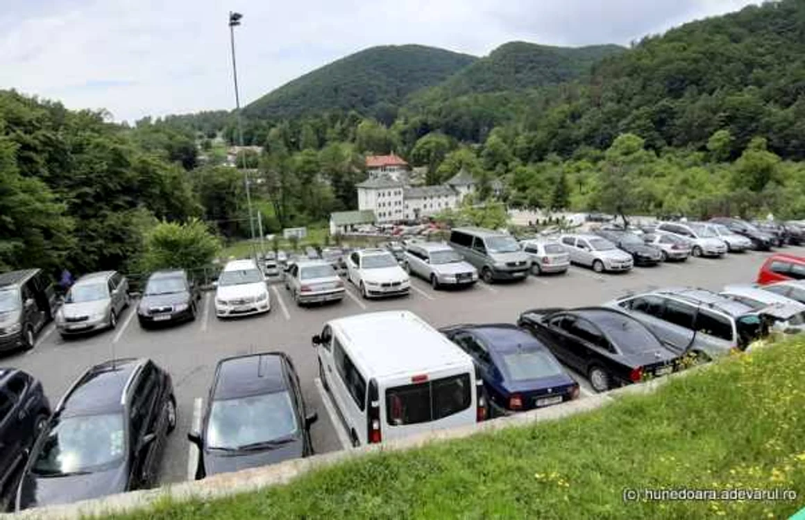 manastirea prislop foto daniel guta adevarul