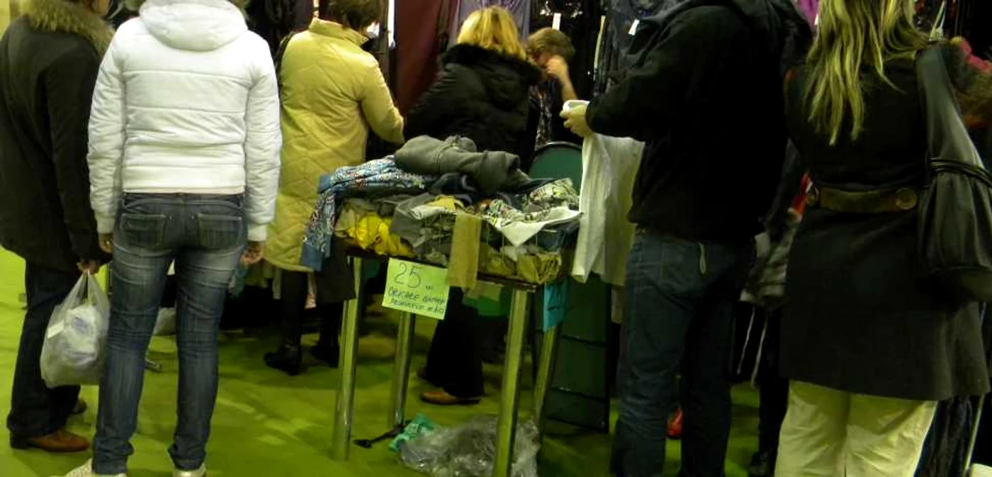 Bistriţenii au făcut cozi la produsele de sezon 