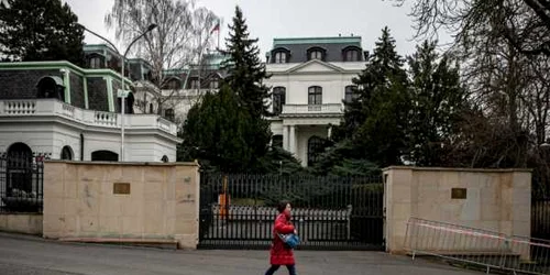 Ambasada Rusiei la Praga FOTO EPA-EFE