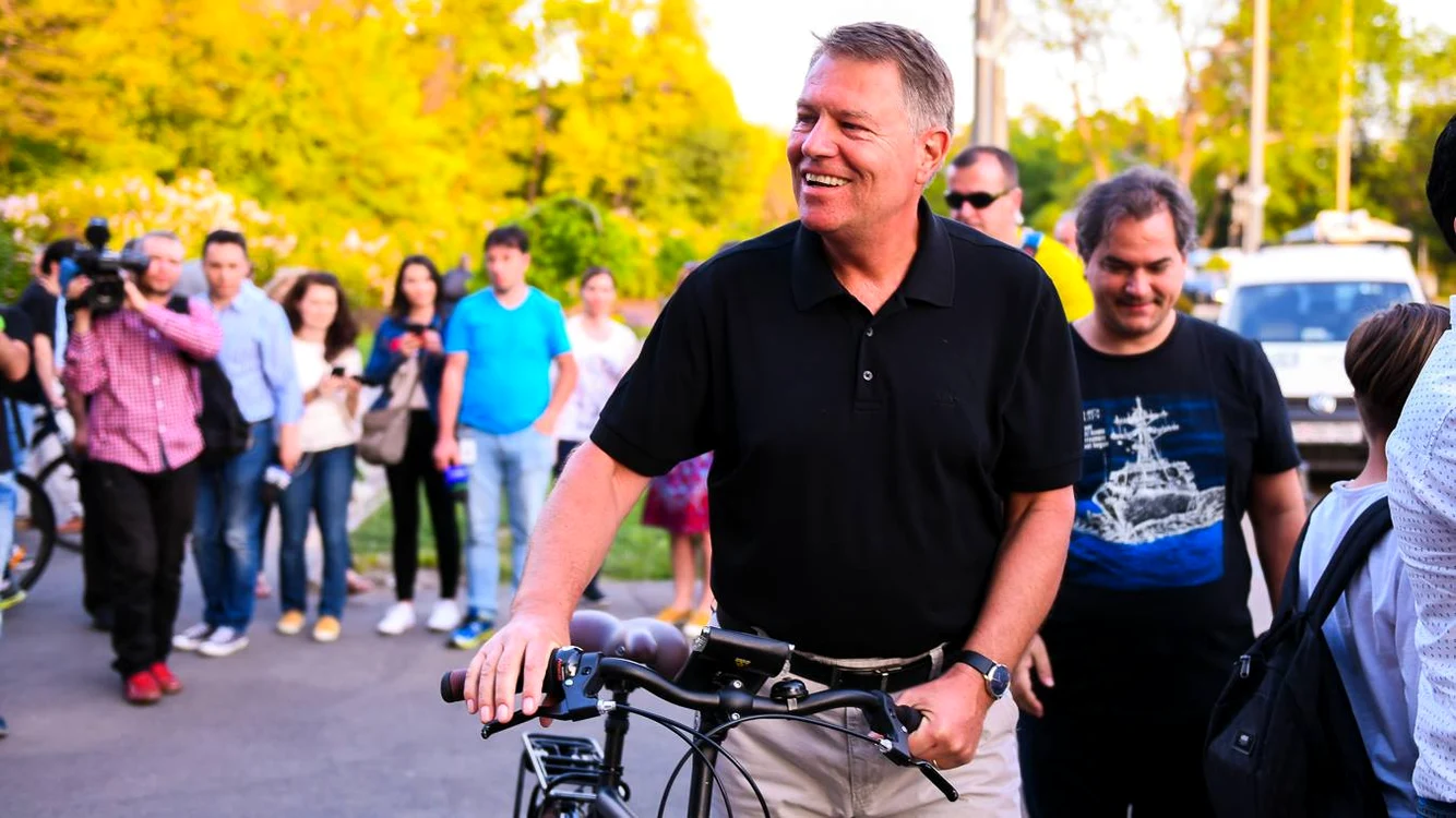 khlaus iohannis 2 jpeg