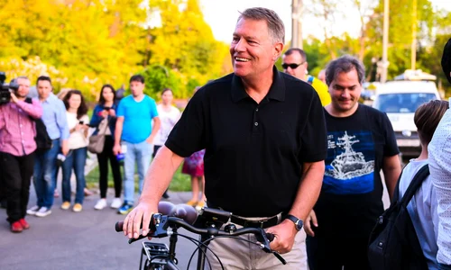 khlaus iohannis 2 jpeg