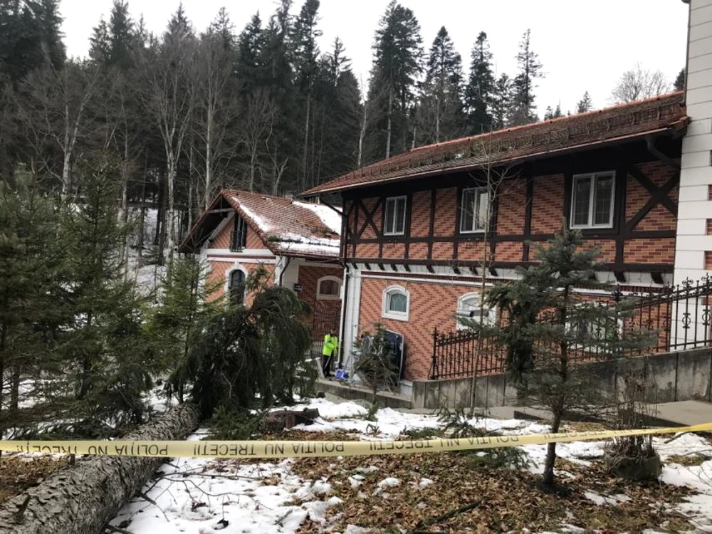 Aleea Peleşului unde se află bancomatul atacat de hoţi FOTO Diana Frîncu