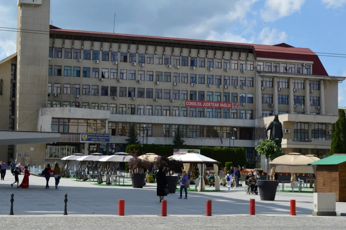 Pregătirile pentru expoziţia florală