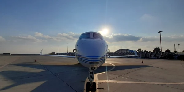 Aeroportul Internaţional Mihail Kogălniceanu avion aparat zbor pistă Sursa Facebook Aeroport Constanţa