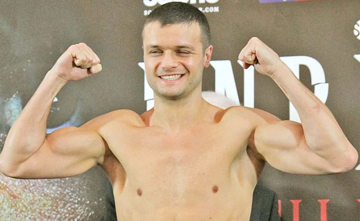 Pugilistul român l-a trimis de trei ori la podea pe adversarul său, mexicanul Gurrola