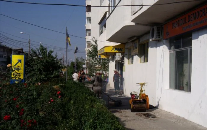 PDL şi PNL încep negocierile pentru noua alianţă