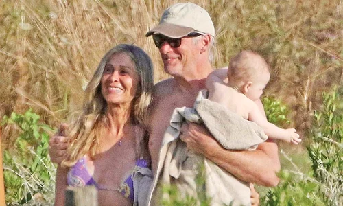 Richard Gere, Alejandra Silva și micuțul Alexander jpeg