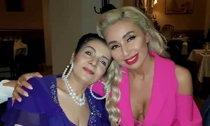 Cornelia Catanga purta ținutele Soniei Trifan foto: Facebook 