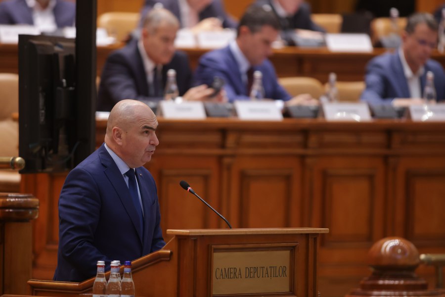 LIVE TEXT Cursă de foc în Parlament. Parlamentarii resping pe rând cele 4 moțiuni de cenzură depuse de AUR, SOS și POT