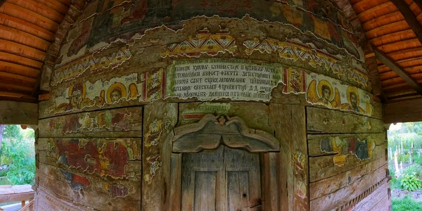 Biserica de lemn unicat Urşi - Popeşti din Vâlcea - câştigătoare a unui premiu european pentru patrimoniu Foto propatrimonio org