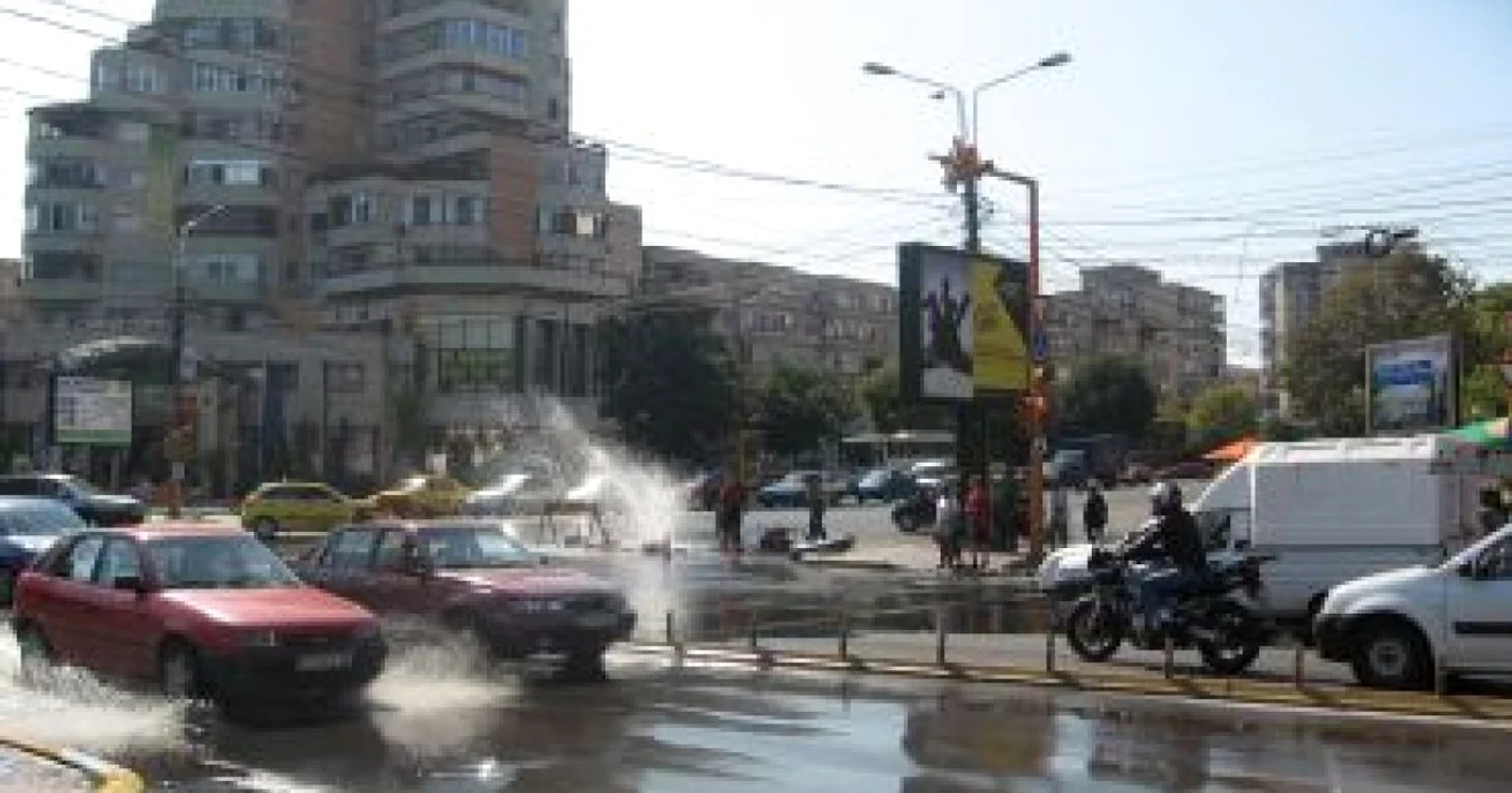 Constanta: Trafic îngreunat în zona Casei de Cultură