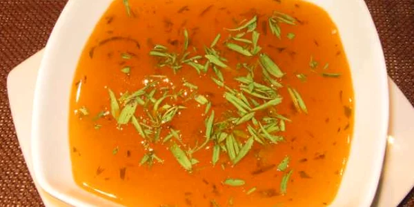 Ciorba de fasole cu tarhon
