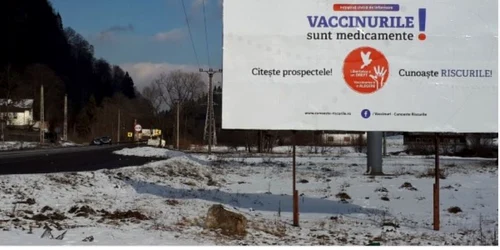 Panourile au fost montate pe DN 1 între Braşov şi Predeal