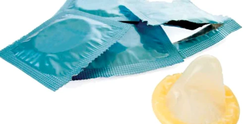 Folosirea prezervativului nepotrivit creşte riscul de infecţii şi de apariţie a unei sarcini nedorite