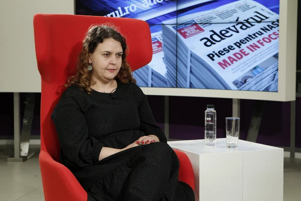 Dragostea pentru film s-a transformat în Bad Unicorn