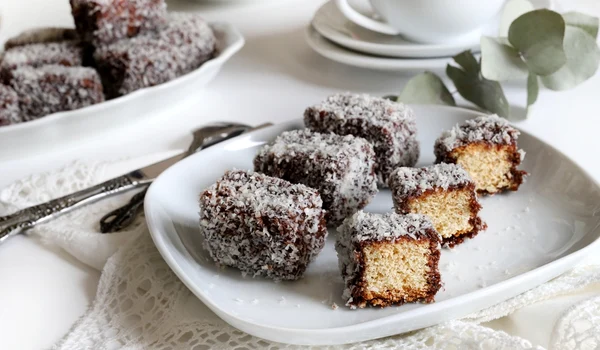 Prajitura tavalita Sursa foto shutterstock 2534672425 jpg