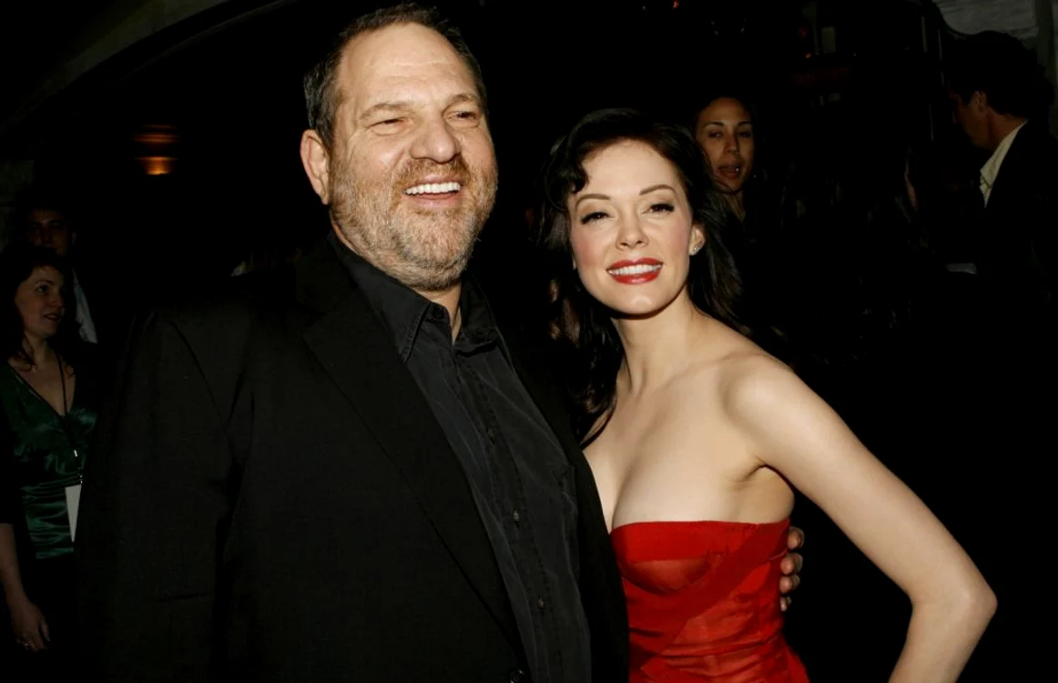 rose mcgowan si harvey weinstein foto getty images