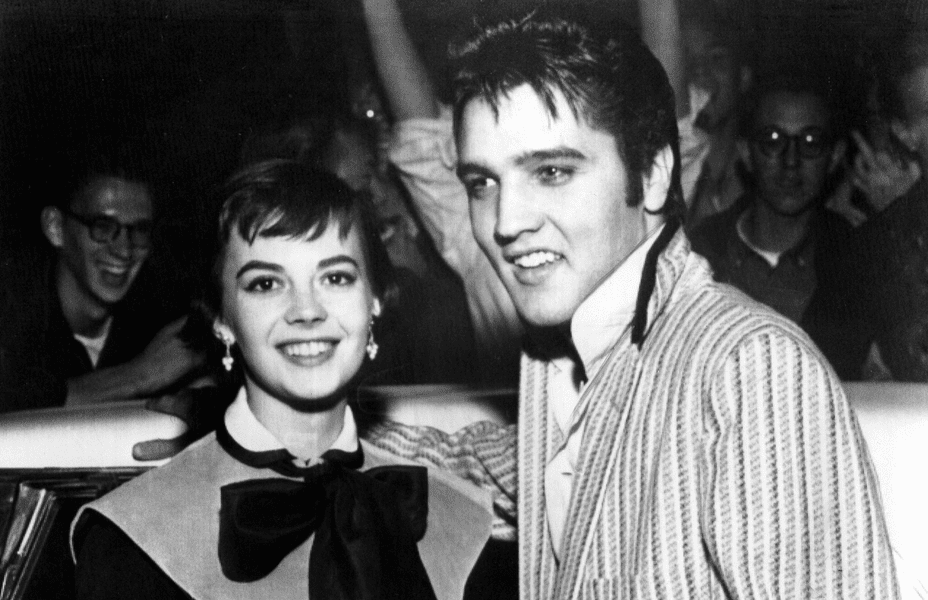 Elvis Presley, aventură pasională cu Natalie Wood. Gestul pe care starul l-a făcut pentru actriță FOTO 