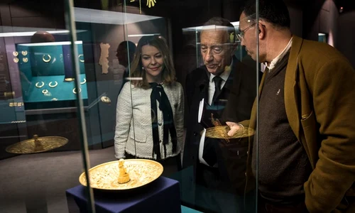 Președintele Portugaliei a admirat vestigii descoperite în România, într o expoziție deschisă la Lisabona / FOTO jpeg