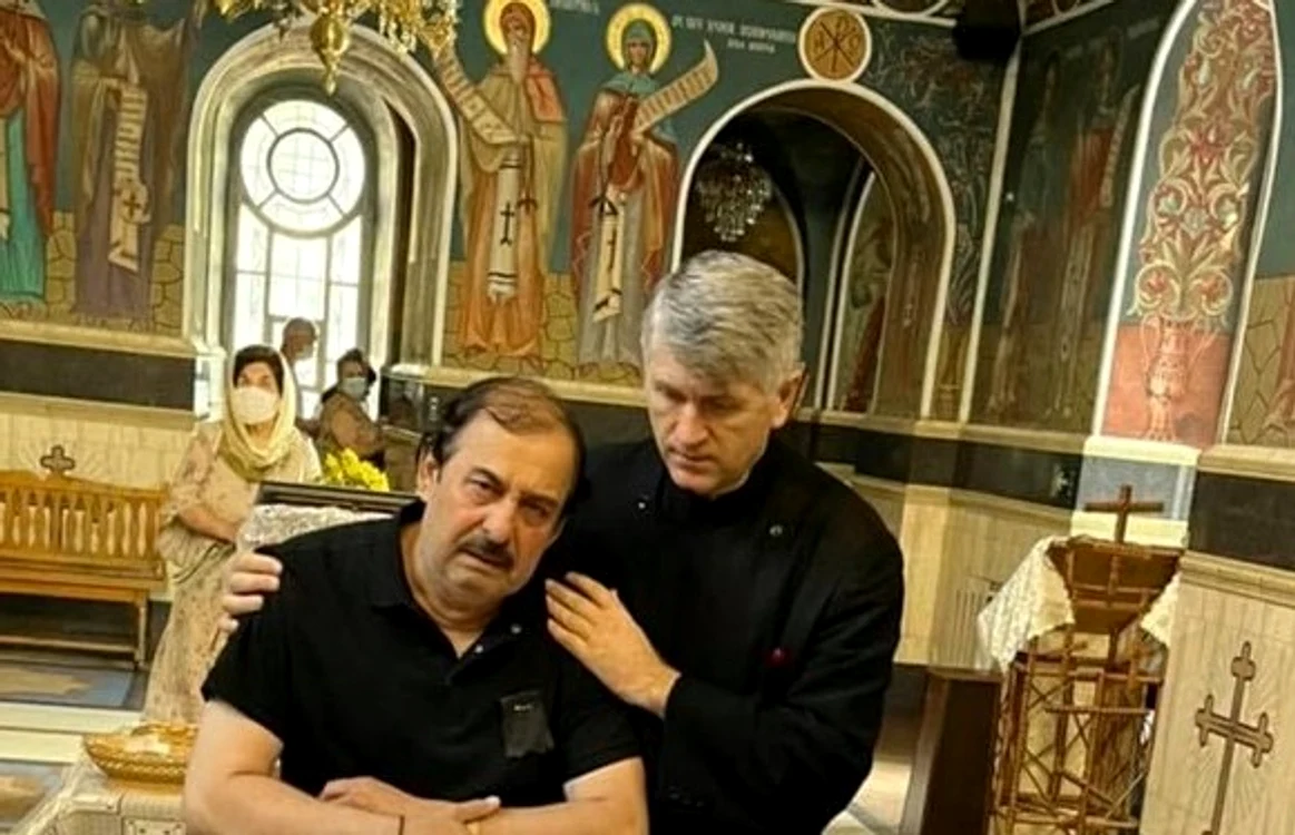 
    Nicolae Botgros a fost consolat de Cristian Pomohaci la înmormântarea Lidiei Bejenarufoto: arhiva personală/Facebook  