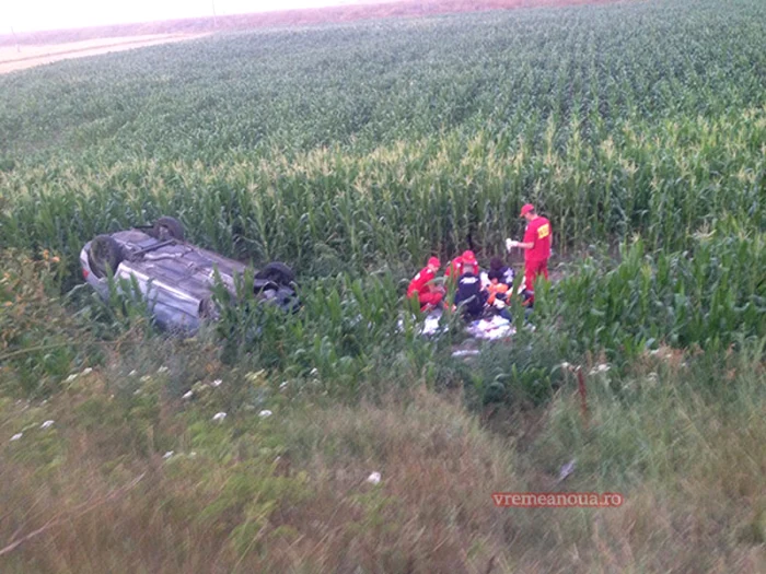 Cadrele medicale de la Ambulanţă şi SMURD au încercat în zadar să îşi readucă la viaţă colega Sursă foto: Vremea Nouă