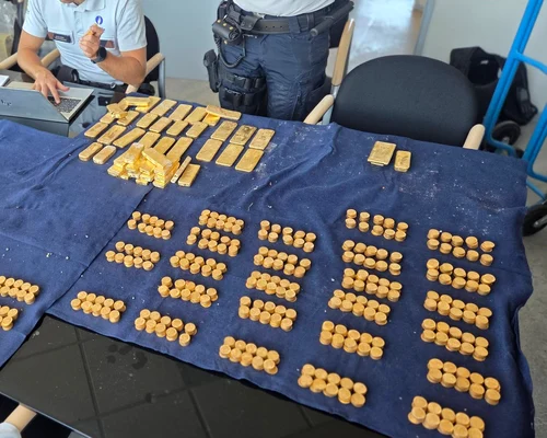 comiara descoperita de un student belgian Dendermonde Local Police jpg