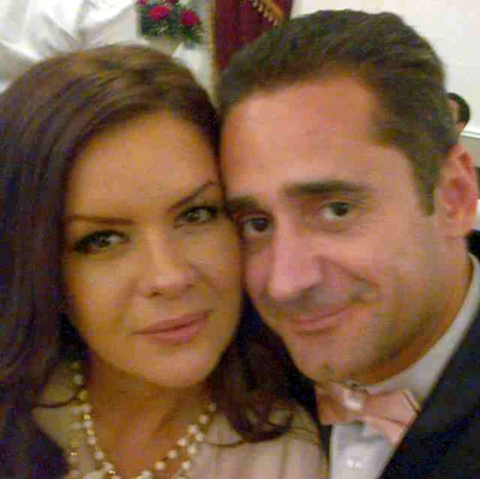 
    La sfârşitul lunii mai, Gabriel Fătu şi Georgiana Stancu s-au afişat la un botez din CapitalăFoto: arhiva personală  