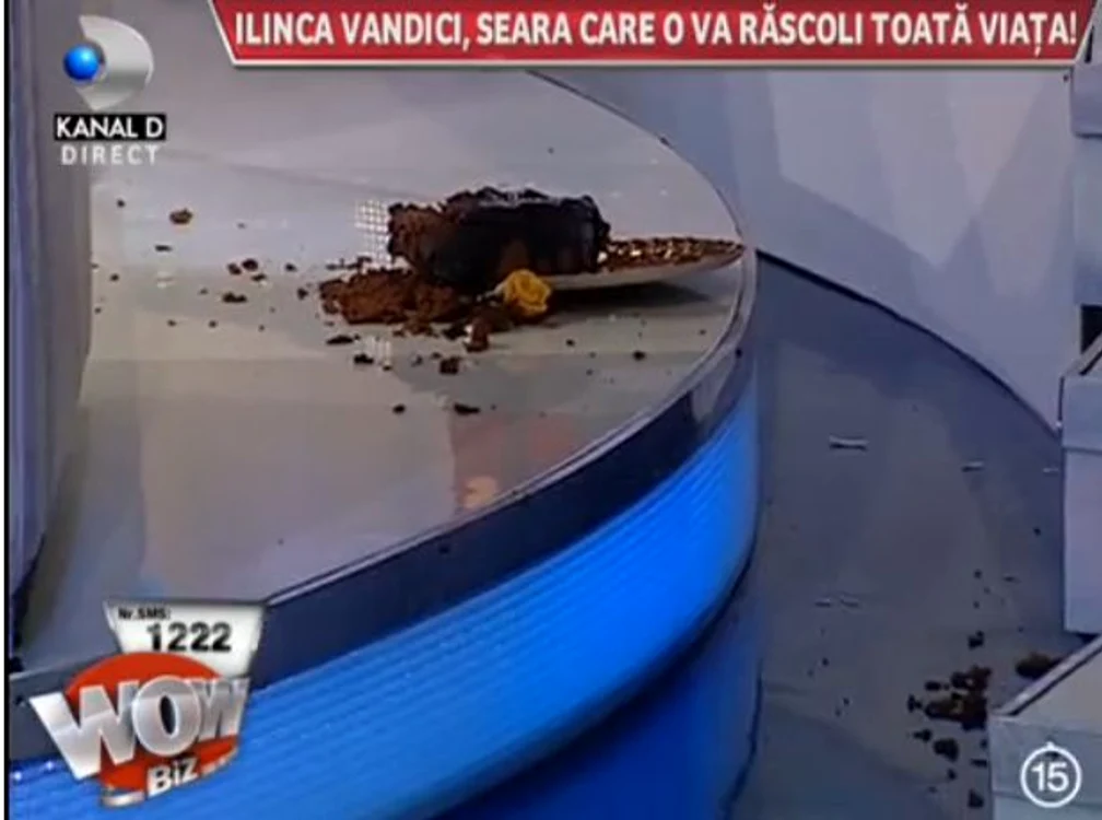 Ilinca a aruncat tortul primit înspre Andrei Duban