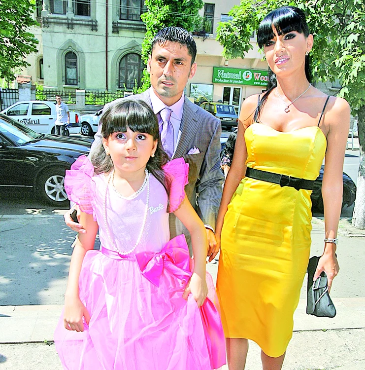 Ionel, Mihaela şi  Diana Maria, “bijuteria”  familiei Dănciulescu