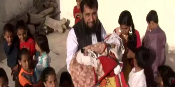 Pakistanez webp