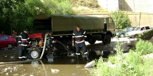 Pasajul de la PF 1 se inundă de fiecare dată când plouă