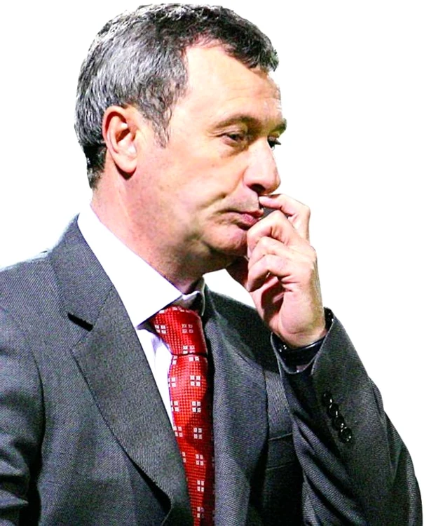 Mircea Rednic a fost audiat luni, la Parchetul Tribunalului Bucureşti, în calitate de martor, în dosarul privind decesul lui Patrick Ekeng