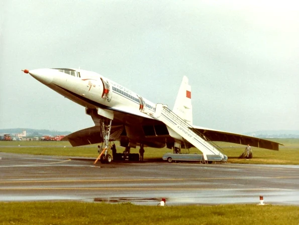 Avionul Tu-144 prăbușit la Paris, cu o zi înainte de catastrofă (foto: P.L THILL / Wikimedia Commons) 