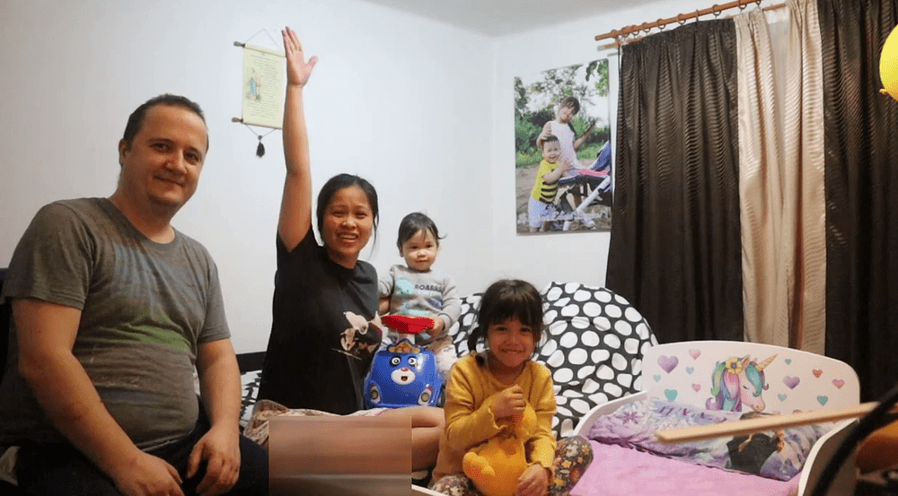 Vloggerița filipineză din Buzău. Genalyn Flores a devenit promotoarea României: „Trăiesc visul românesc“ VIDEO