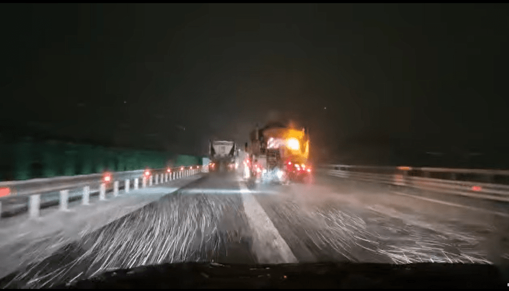 INFOTRAFIC: Două sectoare de drumuri naționale din Buzău și Vrancea rămân închise