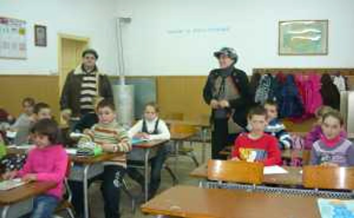 Elevii, la ora de franceză. FOTO: Nicoleta Butnaru