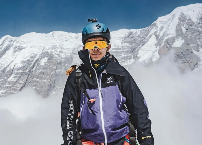 Nima Rinji Sherpa are doar 18 ani FOTO: Facebook Nima Rinji Sherpa