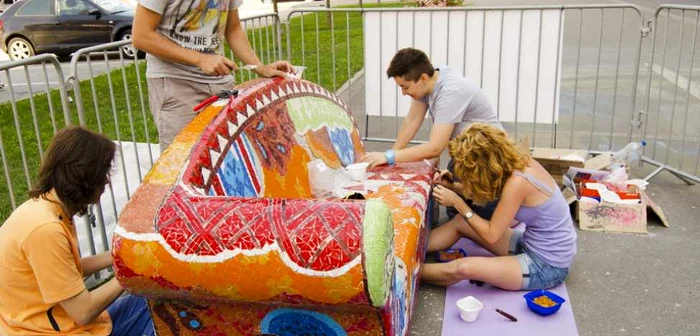 Canapeaua PLAI de pestrada pietonală Mărăşeşti