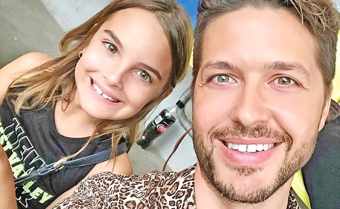 Jorge, alături de  Karina Maria, care-i seamănă leit