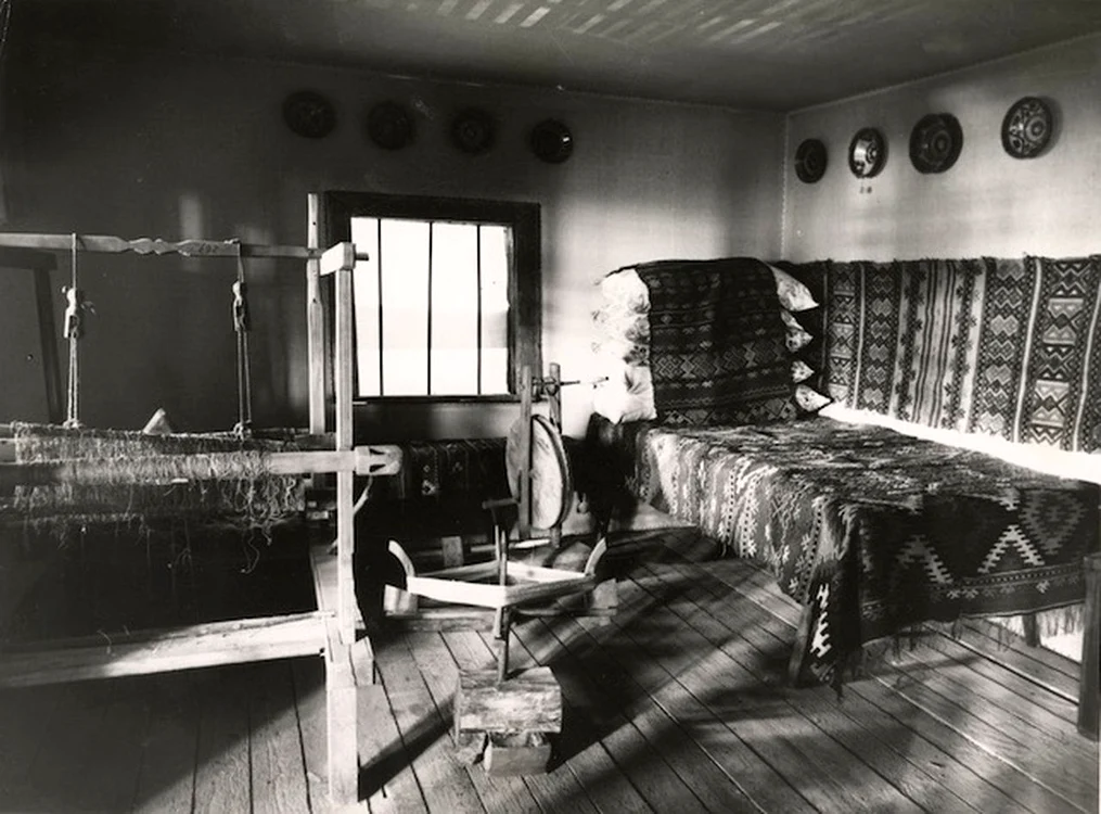 Casa lui Constantin Brâncuși de la Hobița (© Muzeul Național al Țăranului Român)