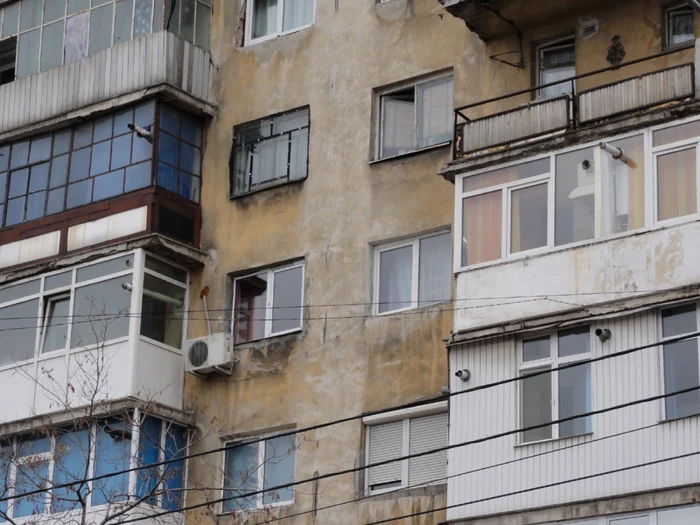Chiria scade pe timpul vacanţei de vară