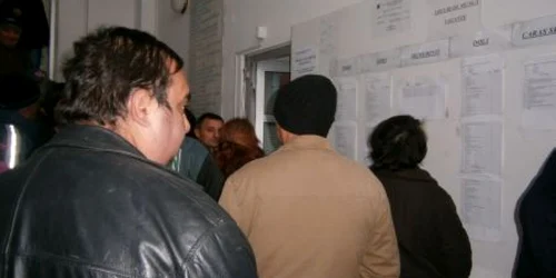 Au început înscrierile pentru patru cursuri de formare profesională