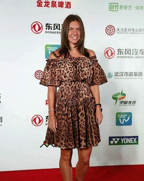 Simona Halep animal print3 jpeg