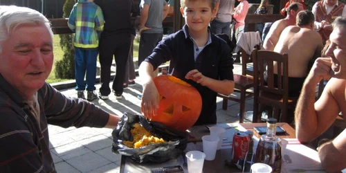 Halloween la Pestera