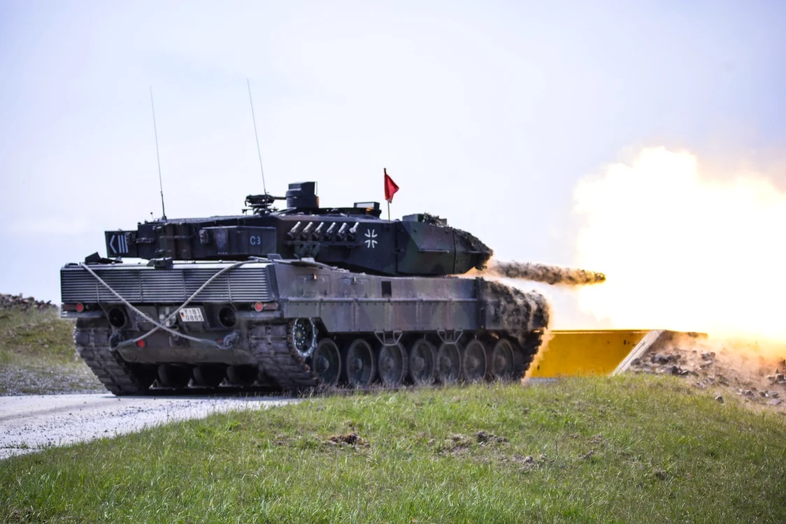 Analiștii sunt de părere că tancurile Leopard 2 ar putea schimba cursul războiului FOTO Profimedia