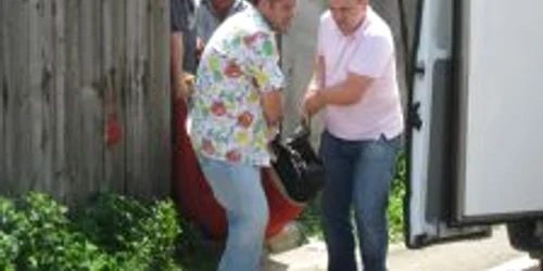 Cadavrul a fost transportat la morgă